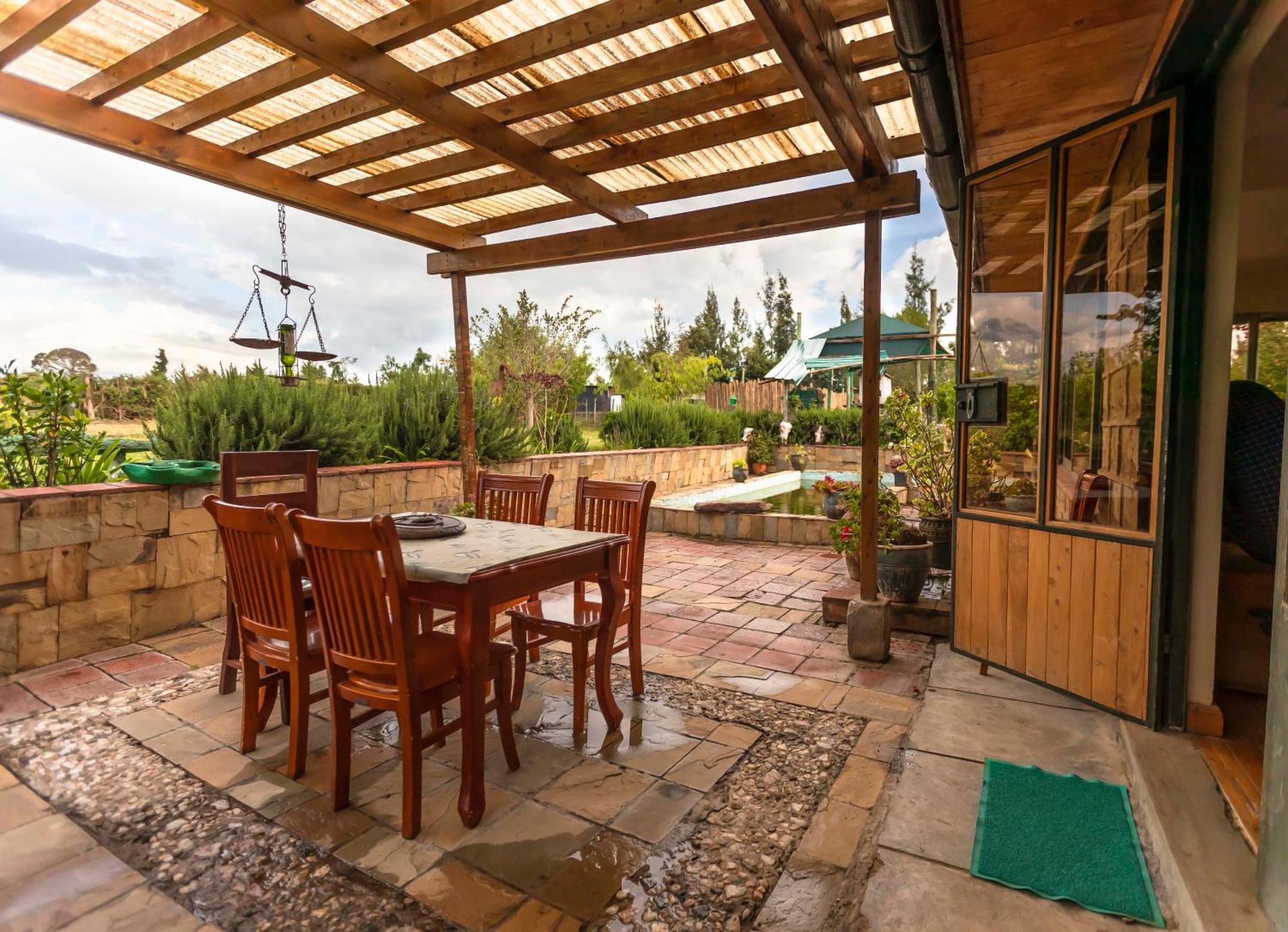 נאניוקי Mount Kenya Farm Stay מראה חיצוני תמונה